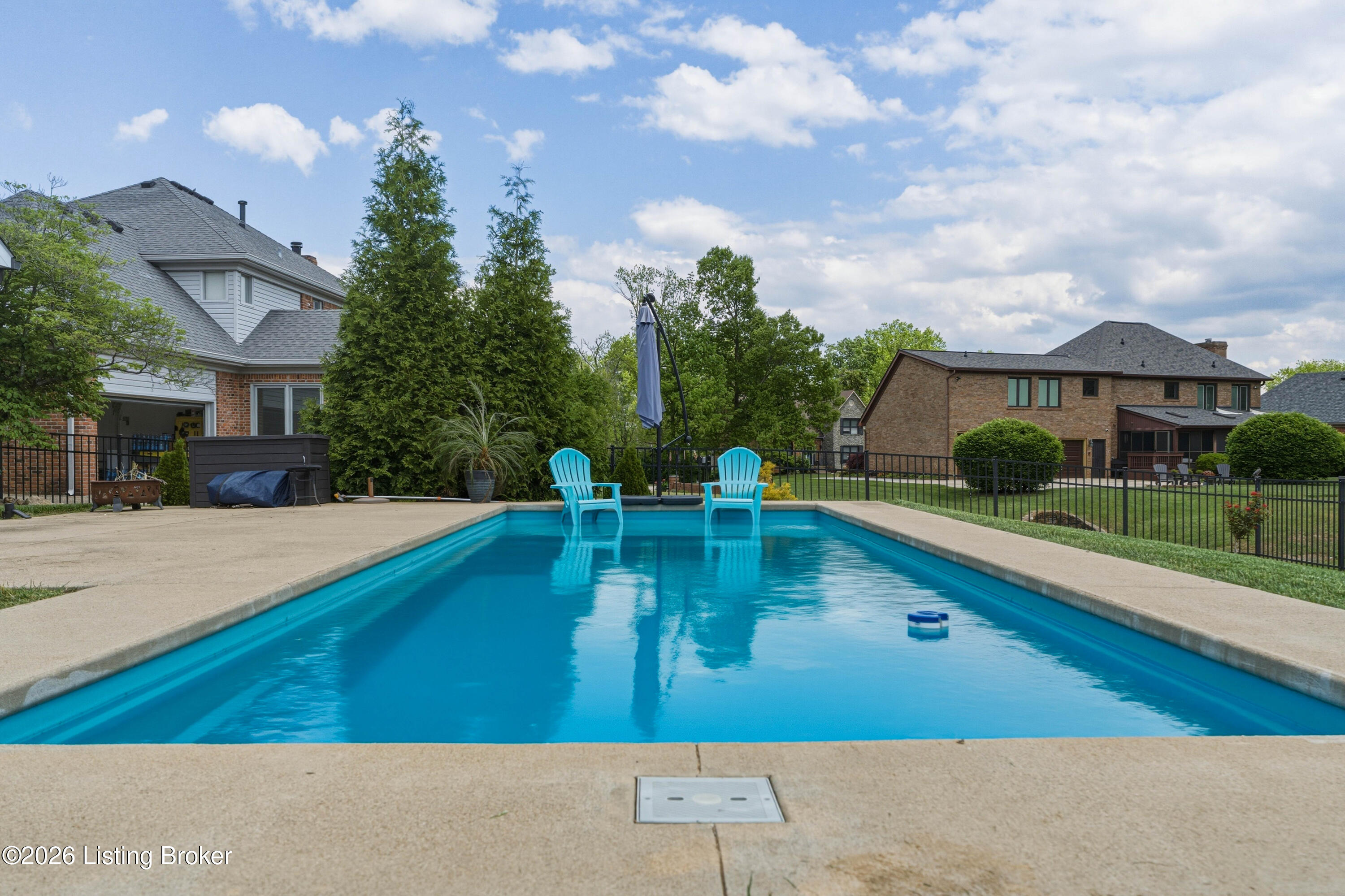 10418 Long Home Road Louisville, KY 40291 - Photo 3 of 48 Pool