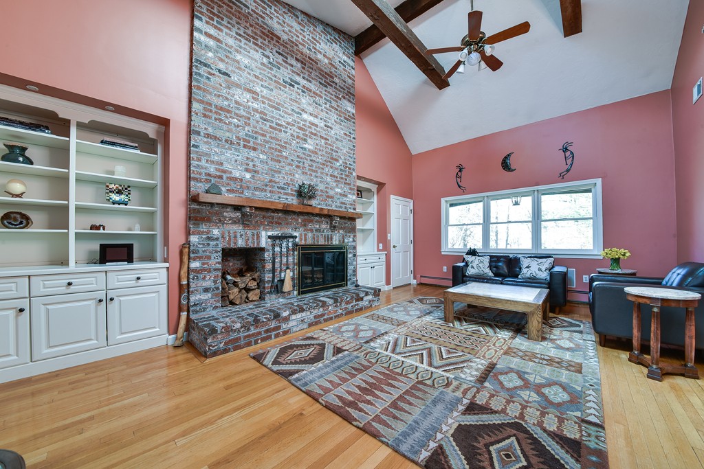 25 Wadsworth Road Sudbury, MA 01776 - Photo 3 of 22 Gallery Image 3