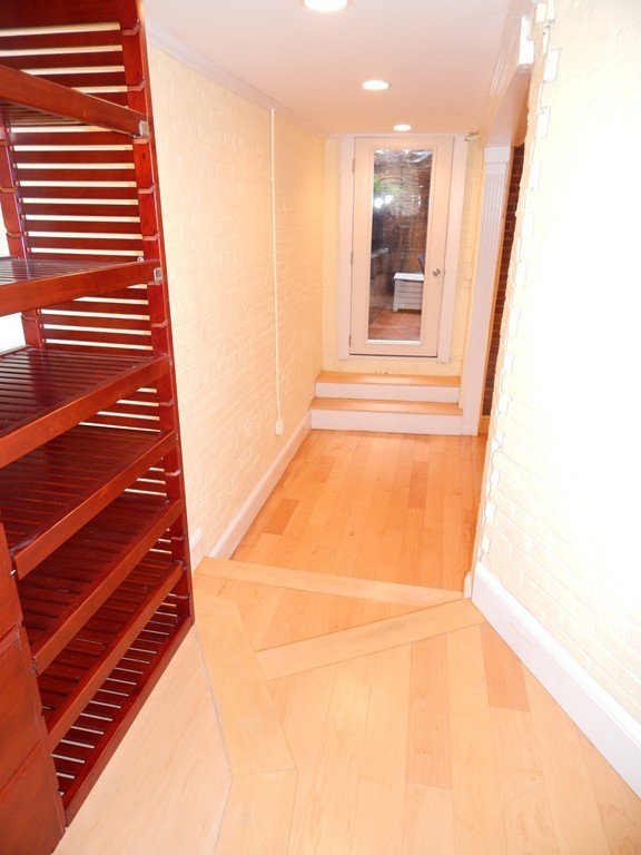 7 Unity Street, Unit 2 Boston, MA 02113 - Photo 5 of 18