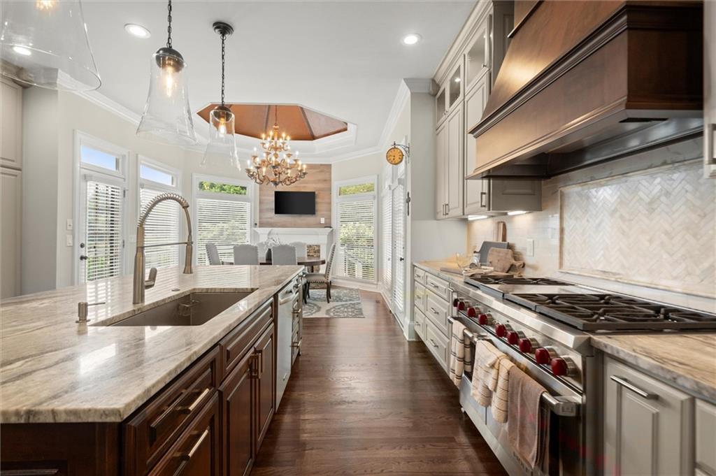 6325 Haddington Lane Suwanee, GA 30024 - Photo 16 of 59