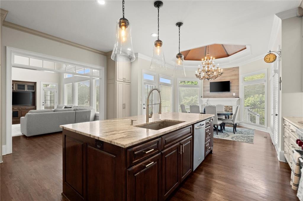 6325 Haddington Lane Suwanee, GA 30024 - Photo 19 of 59