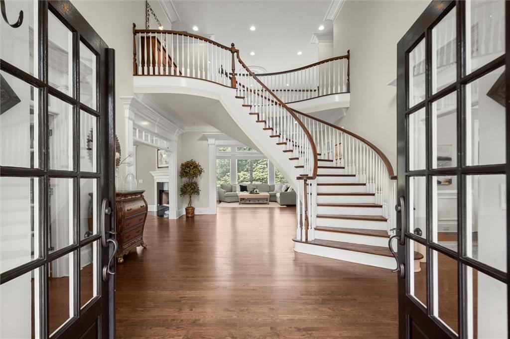 6325 Haddington Lane Suwanee, GA 30024 - Photo 7 of 59