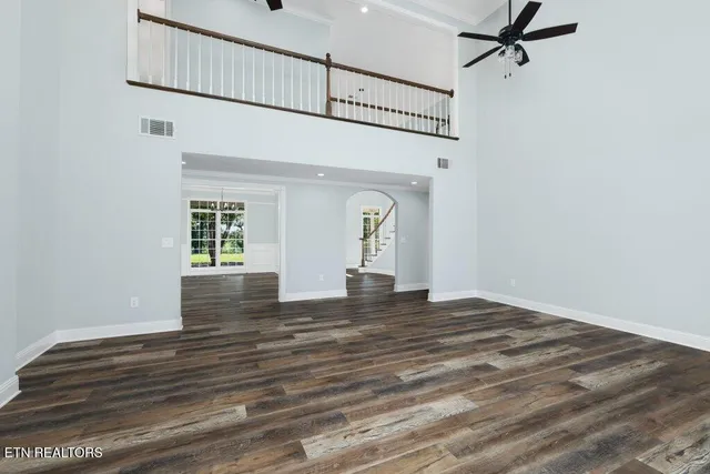 $1,500,000 | 6988 Hwy 64 Street East, Wartrace, TN 37183