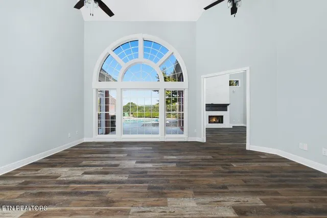 $1,500,000 | 6988 Hwy 64 Street East, Wartrace, TN 37183