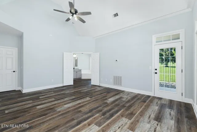 $1,500,000 | 6988 Hwy 64 Street East, Wartrace, TN 37183