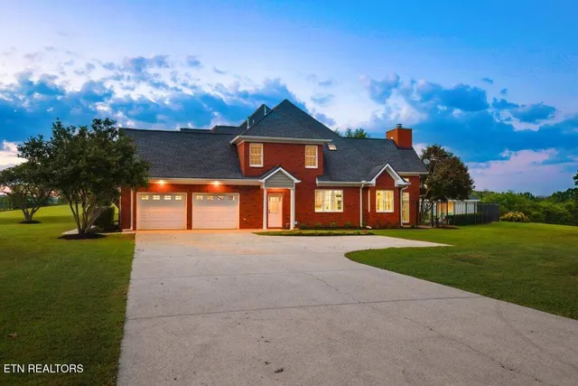 $1,500,000 | 6988 Hwy 64 Street East, Wartrace, TN 37183