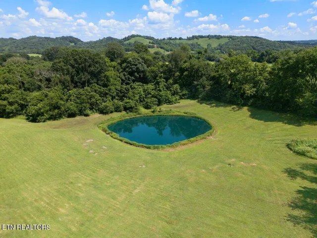 $1,500,000 | 6988 Hwy 64 Street East, Wartrace, TN 37183
