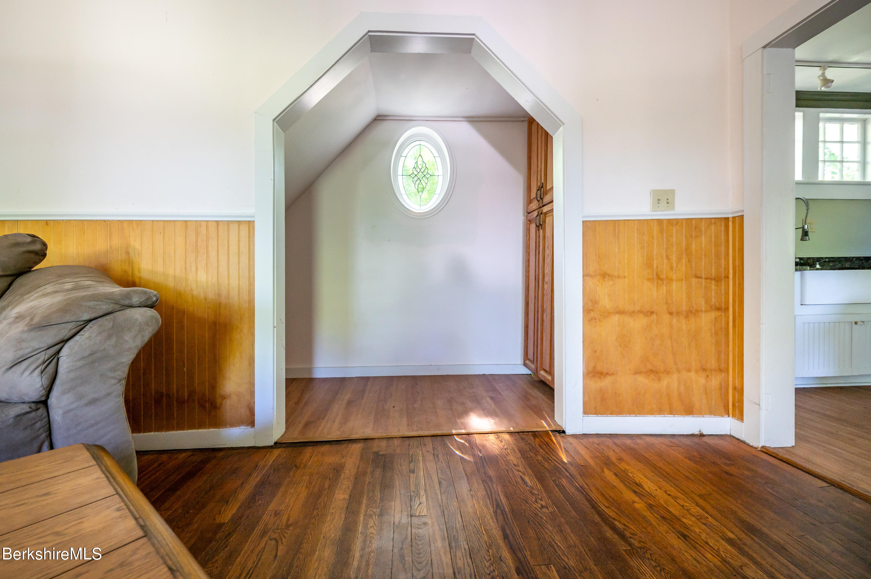 18 Golden Hill Road Lenox, MA 01242 - Photo 12 of 28 Living room and nook