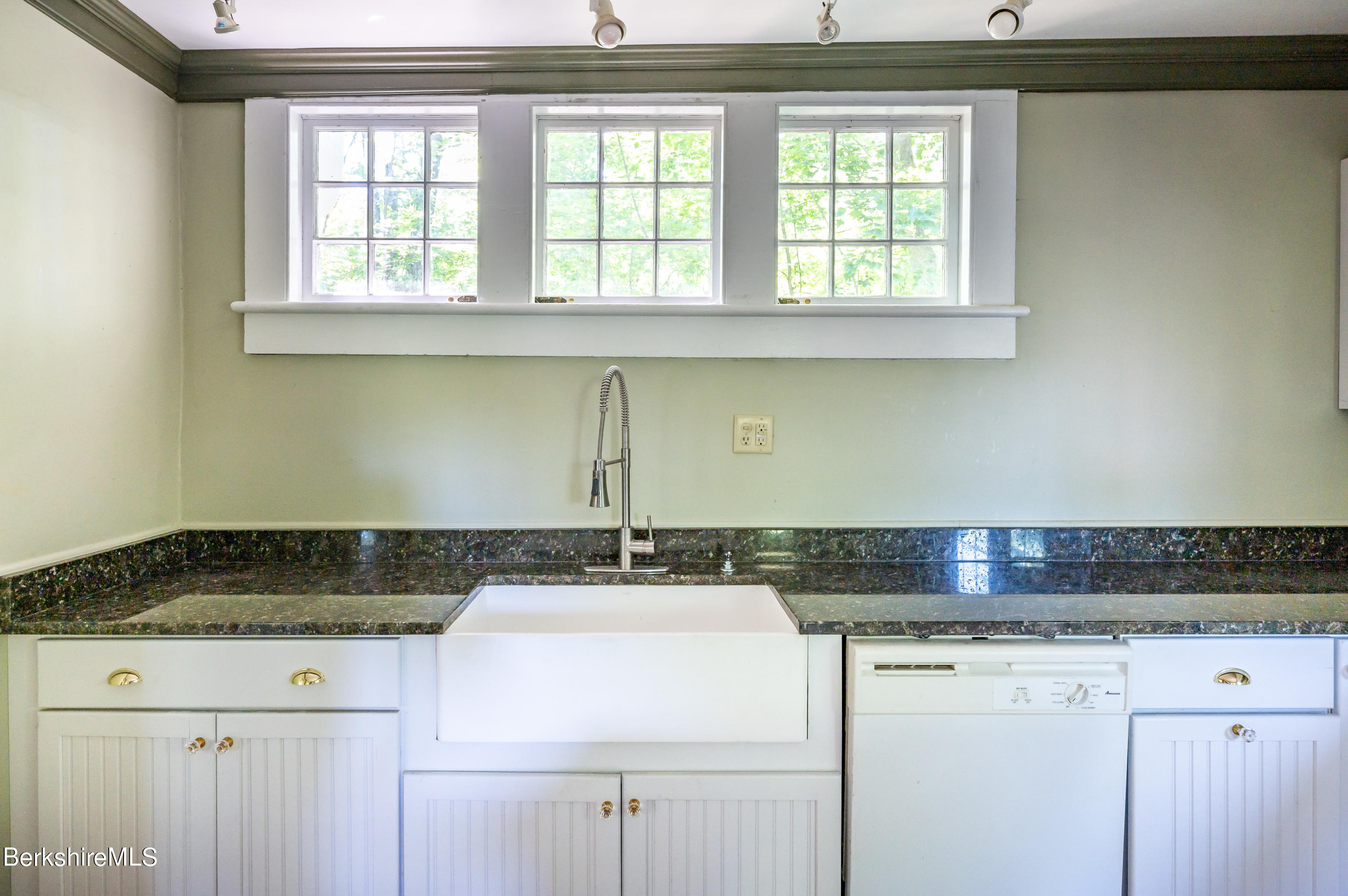 18 Golden Hill Road Lenox, MA 01242 - Photo 20 of 28 18 Golden Hill Rd Lenox MA 01240-4834