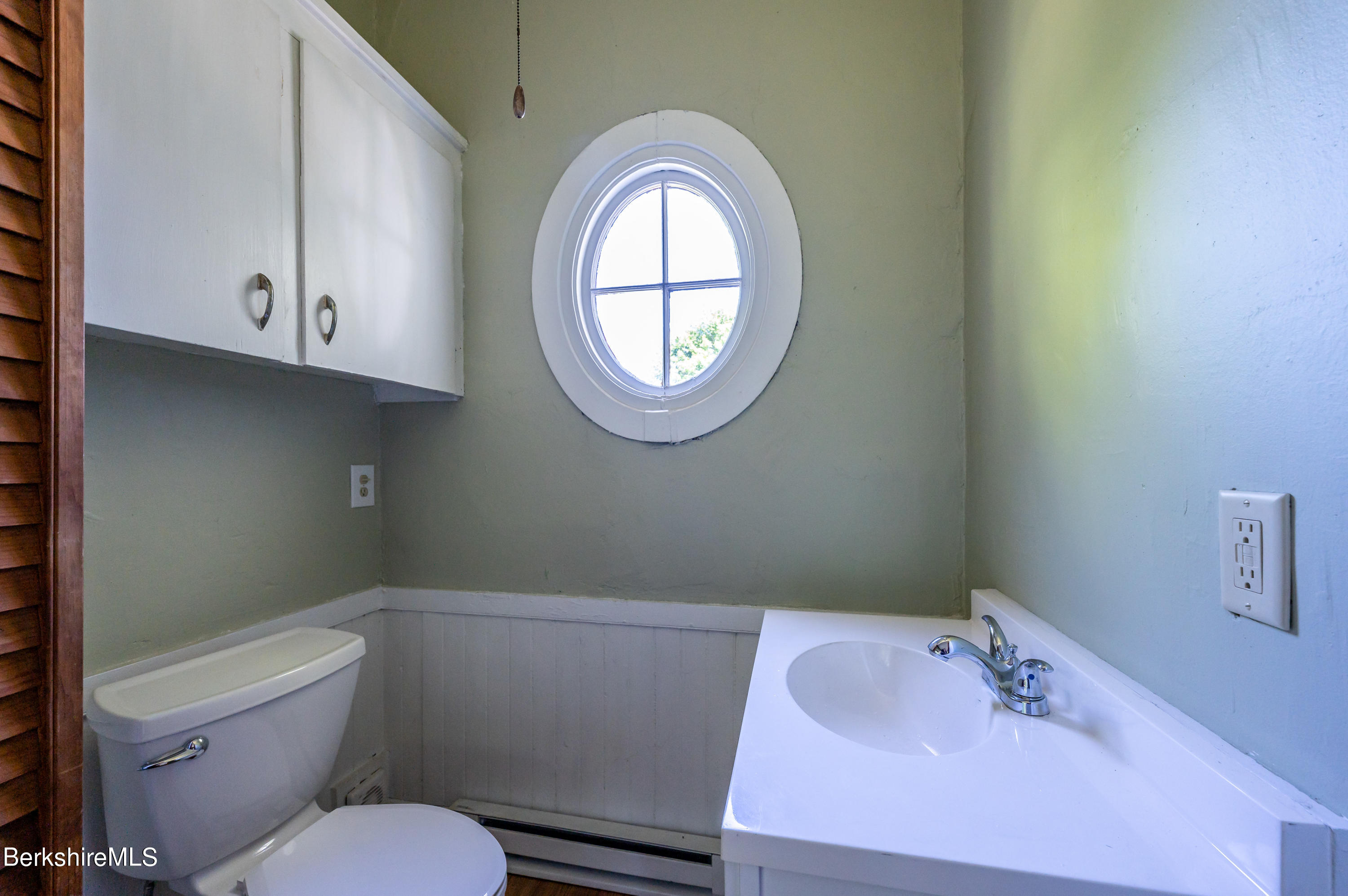 18 Golden Hill Road Lenox, MA 01242 - Photo 27 of 28 1st floor 1/2 bath