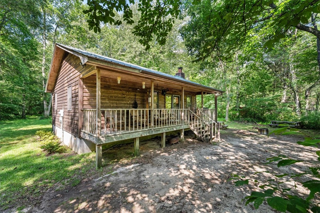 237 Hickory Ridge Mountain Rest, SC 29664 - Photo 4 of 38