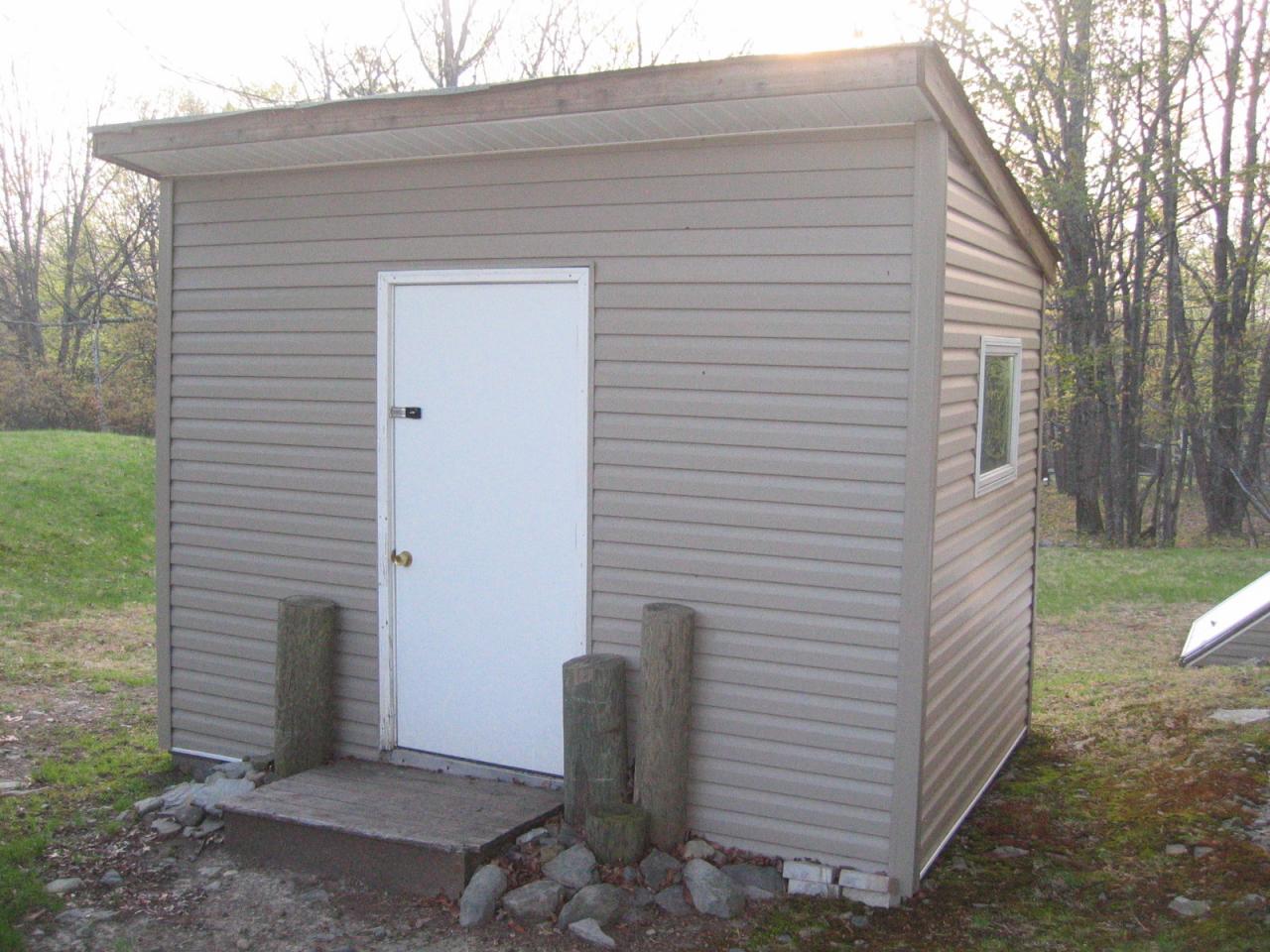 229 Mallard Lane Bushkill, PA 18324 - Photo 6 of 11 Home Comes with Large Storage Bldg.