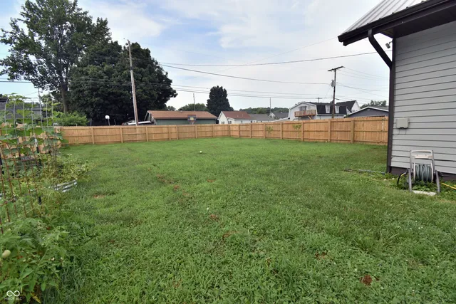 $350,000 | 990 East Washington Street, Martinsville, IN 46151