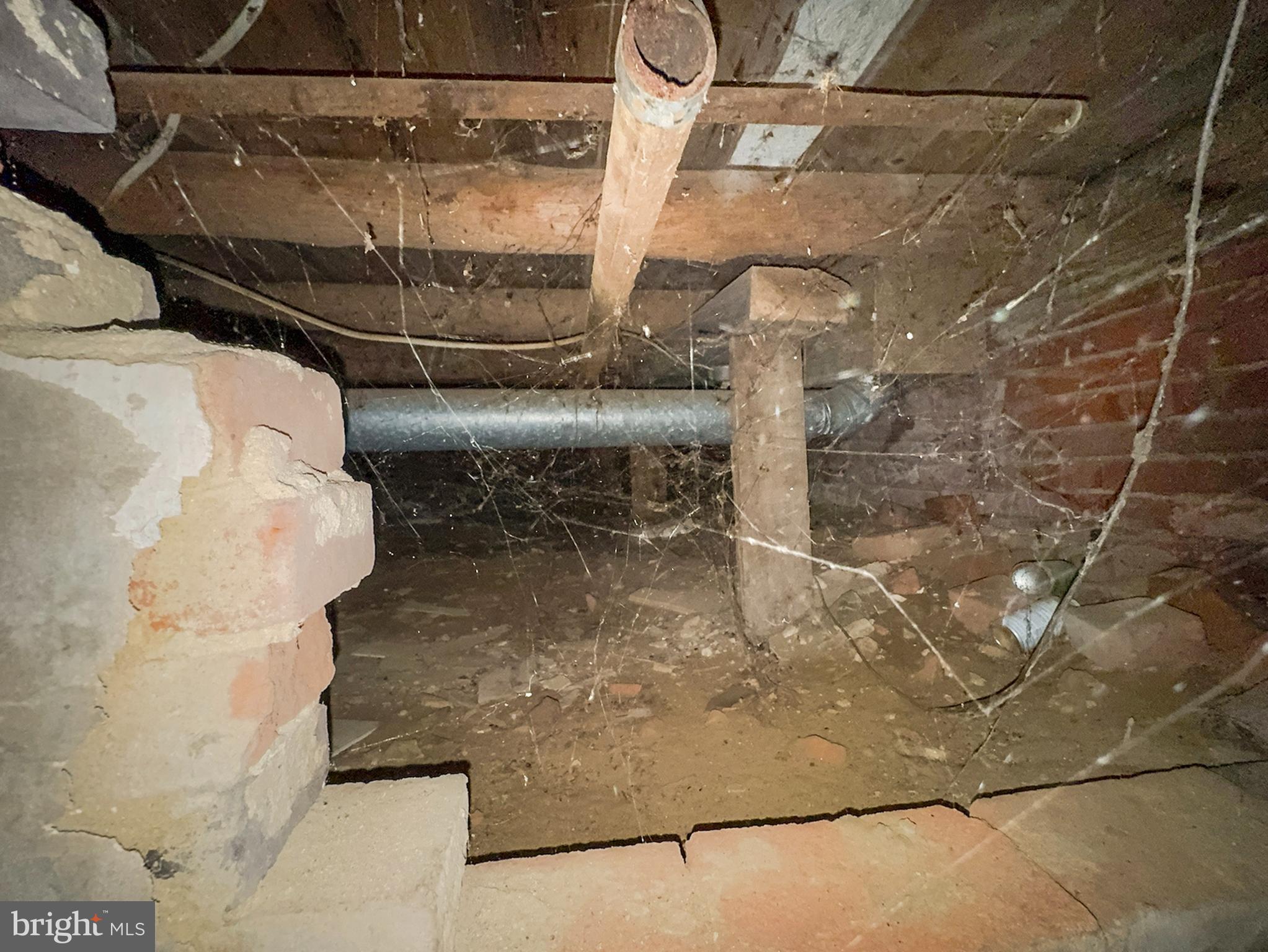 619 Main Street Leesburg, NJ 08327 - Photo 20 of 23 a view of entryway