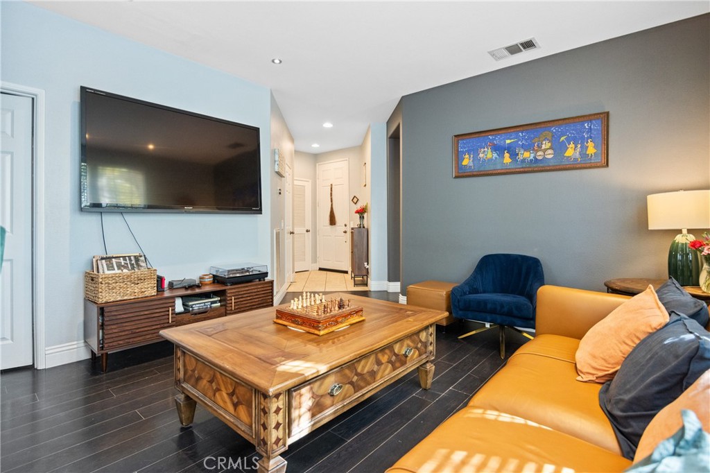 24120 Victoria, Unit 47 Valencia, CA 91355 - Photo 9 of 26