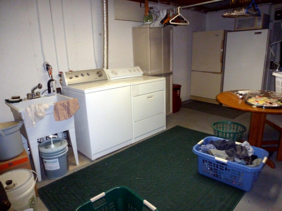 2735 Portage Road Niles, MI 49120 - Photo 18 of 39 P1030353