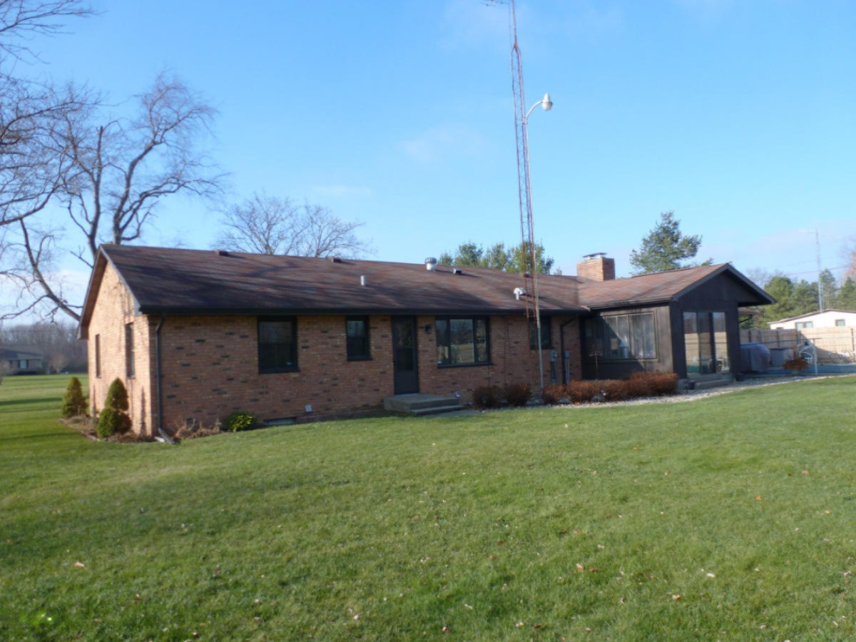 2735 Portage Road Niles, MI 49120 - Photo 26 of 39 P1030361
