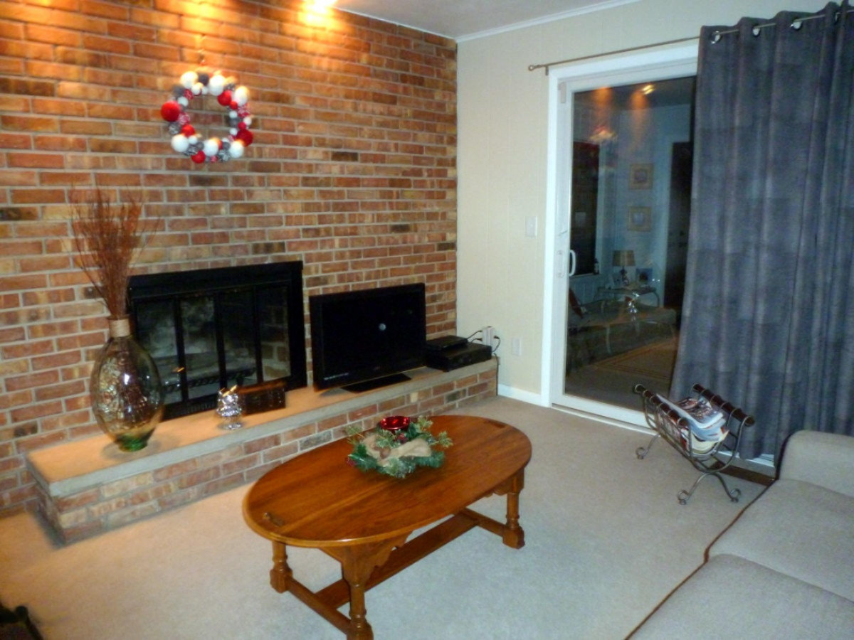 2735 Portage Road Niles, MI 49120 - Photo 6 of 39 P1030341