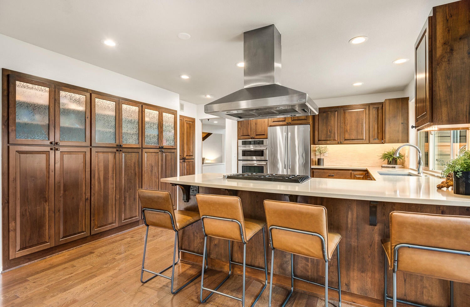 17536 Meadow Lark Lane Sunriver, OR 97707 - Photo 14 of 37 Kitchen