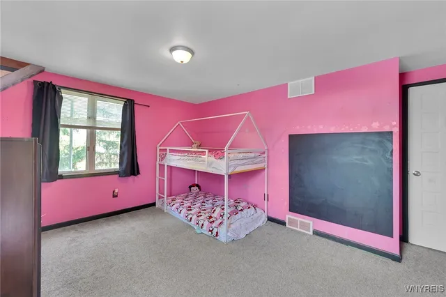 $375,000 | 90 Maplewood Avenue, West Seneca, NY 14224