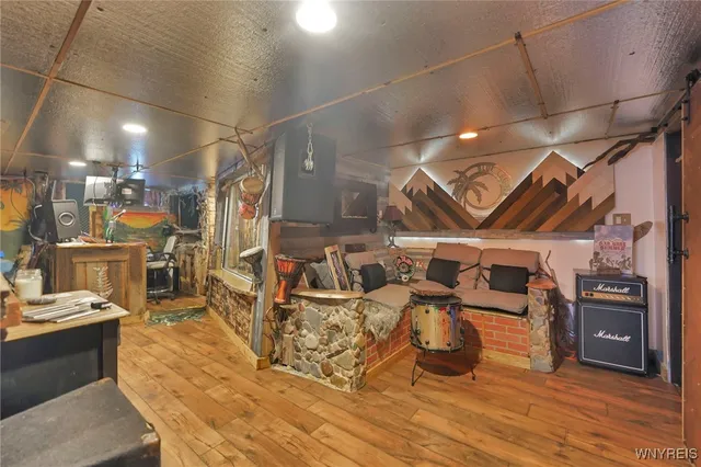 $375,000 | 90 Maplewood Avenue, West Seneca, NY 14224