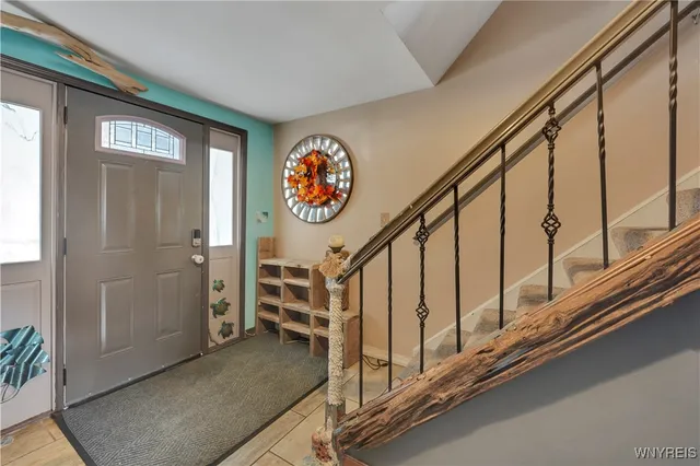 $375,000 | 90 Maplewood Avenue, West Seneca, NY 14224