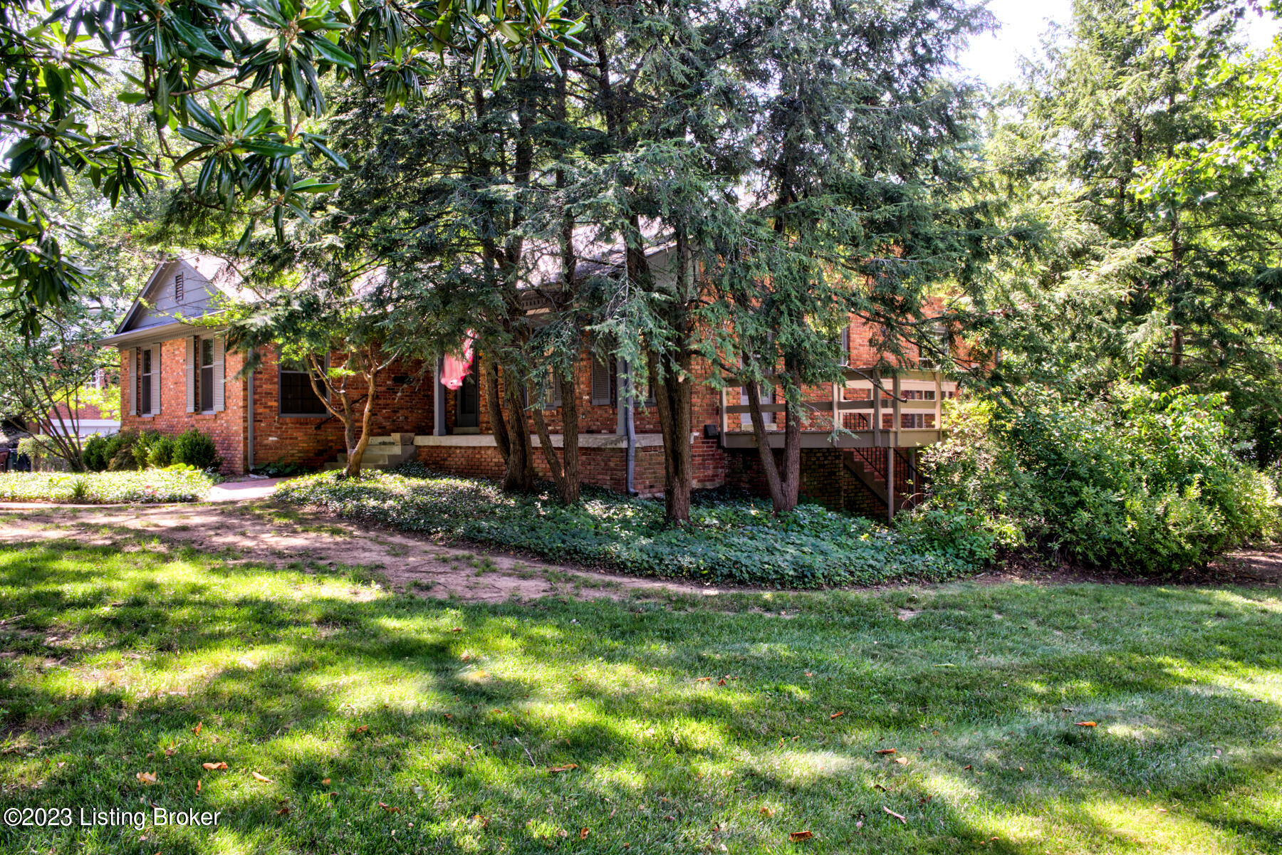 5709 Apache Road Louisville, KY 40207 - Photo 35 of 41 GSP-5709_Apache_Rd-37