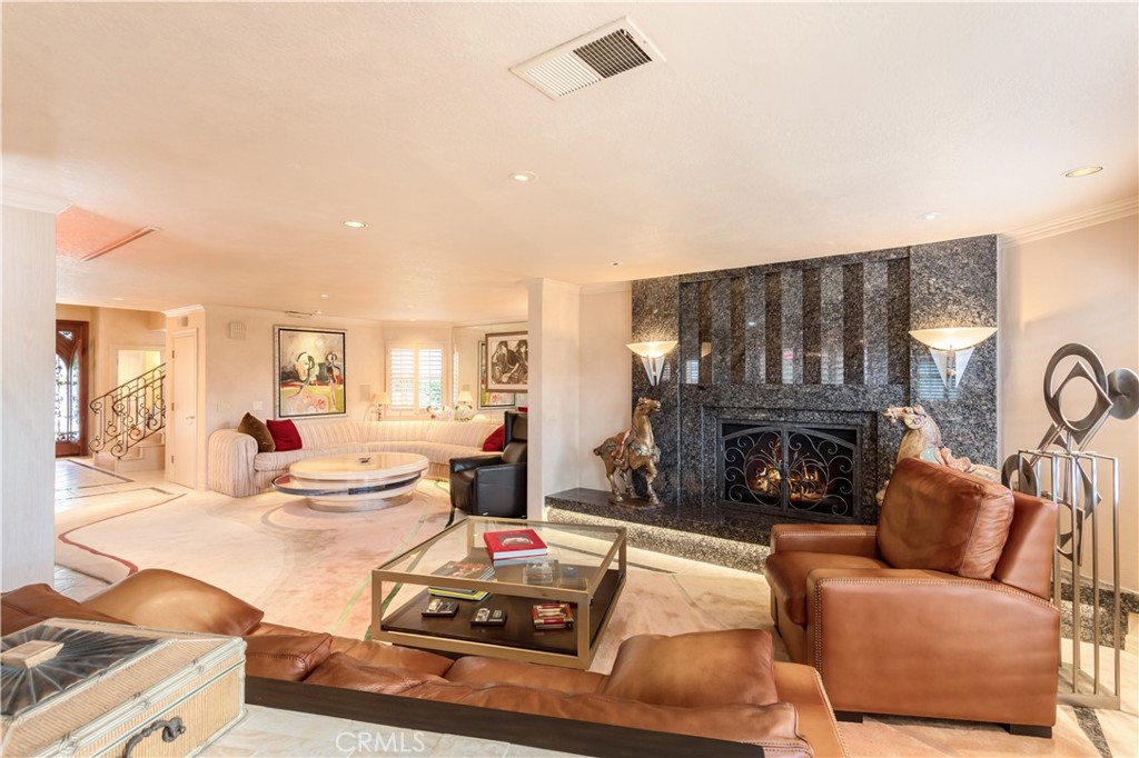 7373 Alicante Road Carlsbad, CA 92009 - Photo 12 of 55