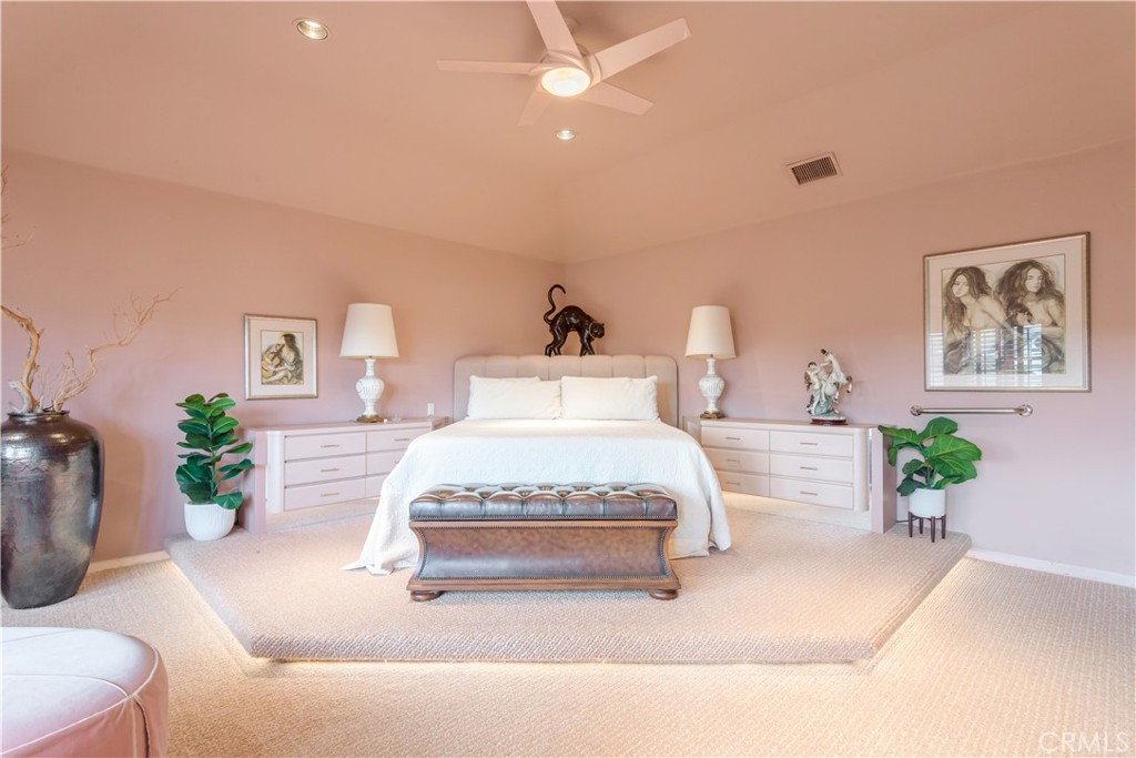 7373 Alicante Road Carlsbad, CA 92009 - Photo 32 of 55