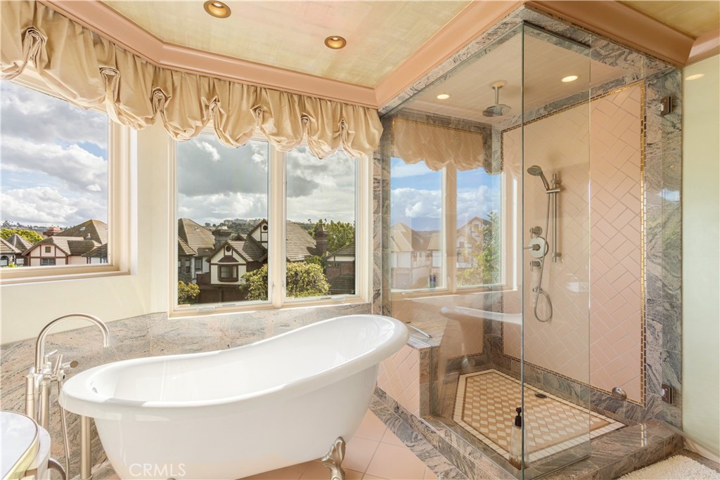 7373 Alicante Road Carlsbad, CA 92009 - Photo 35 of 55