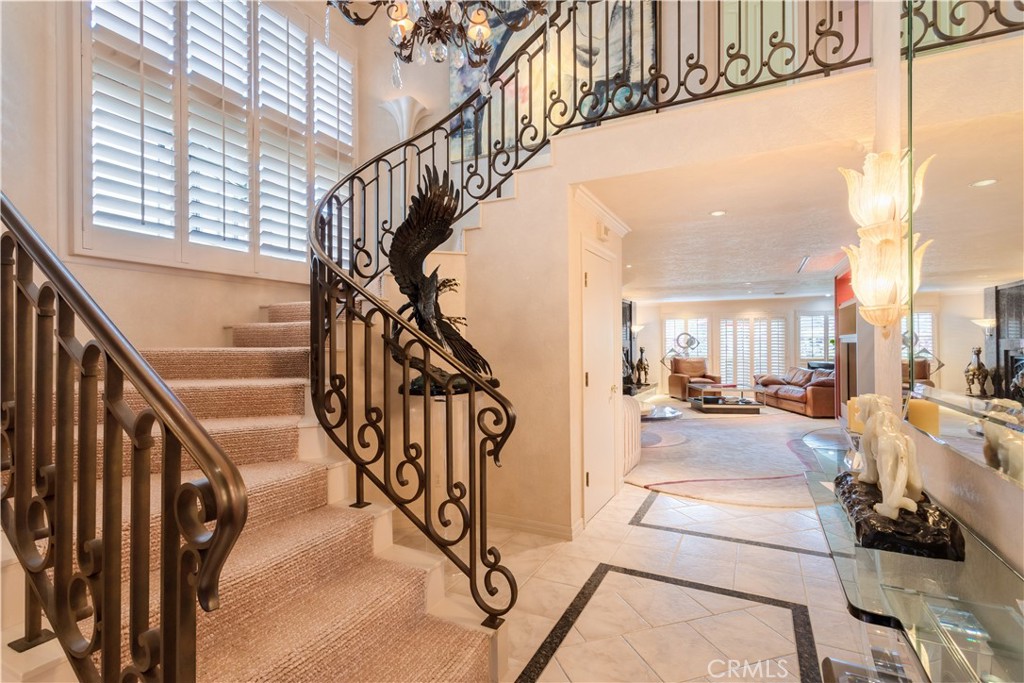 7373 Alicante Road Carlsbad, CA 92009 - Photo 8 of 55