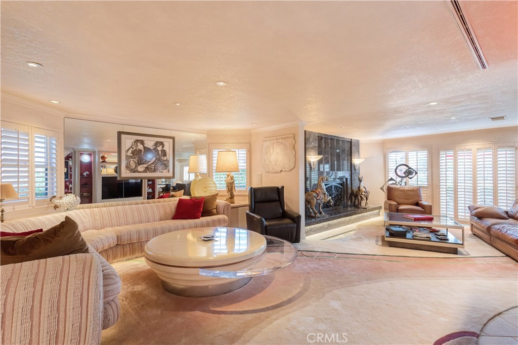 7373 Alicante Road Carlsbad, CA 92009 - Photo 10 of 55