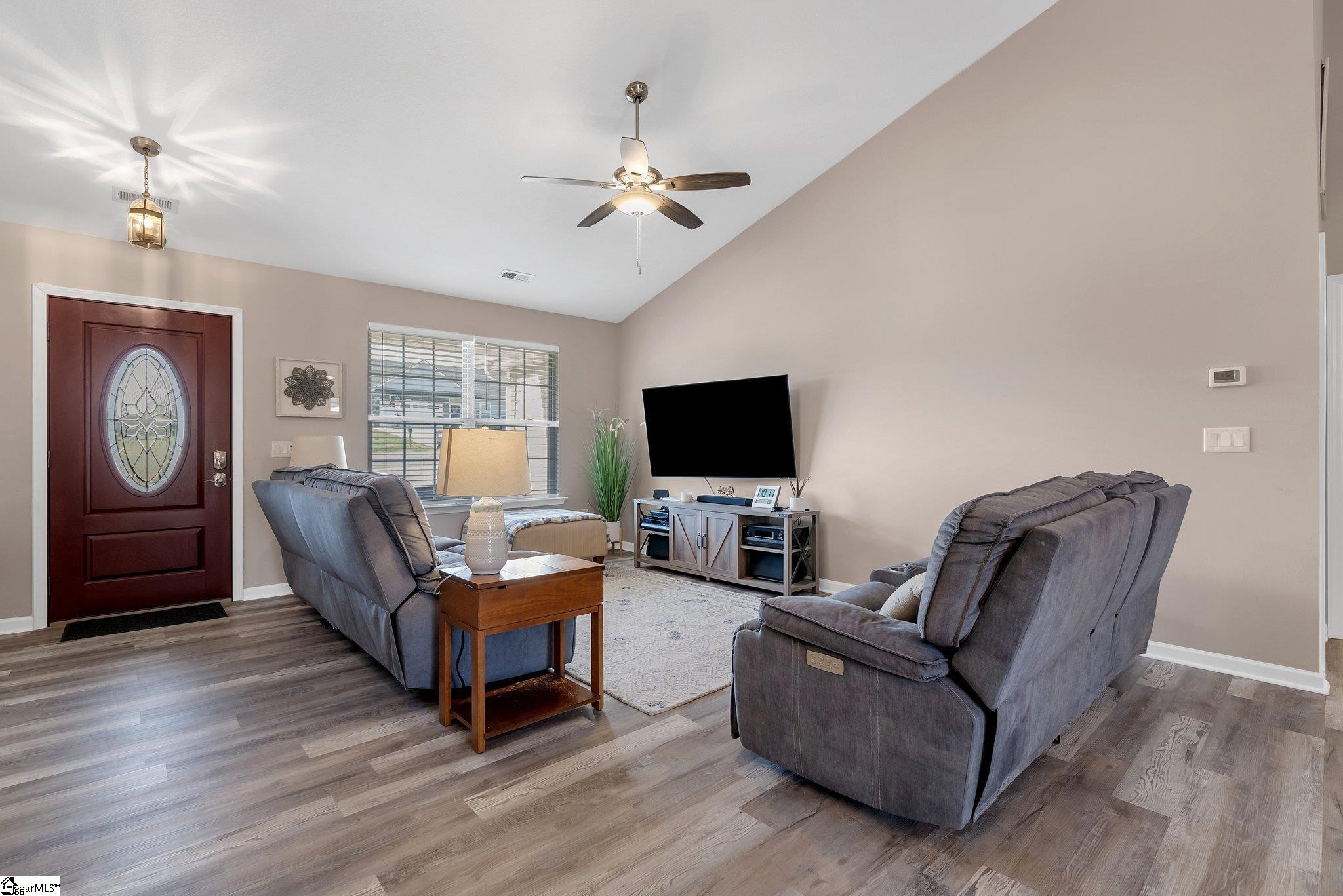 205 Turkey Trot Road Williamston, SC 29697 - Photo 3 of 33