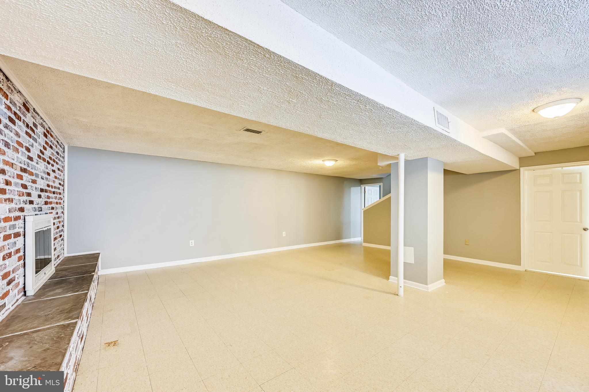 2116 Kings House Road Silver Spring, MD 20905 - Photo 34 of 37 a view of an empty room