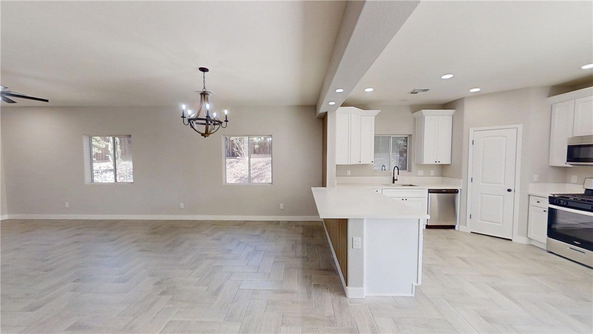 1048 Ramar Road Bullhead City, AZ 86442 - Photo 15 of 34 Gallery Image 15