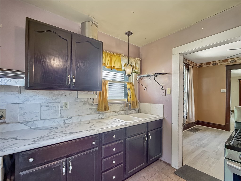 1536 East Main Street Decatur, IL 62521 - Photo 10 of 20 Gallery Image 10