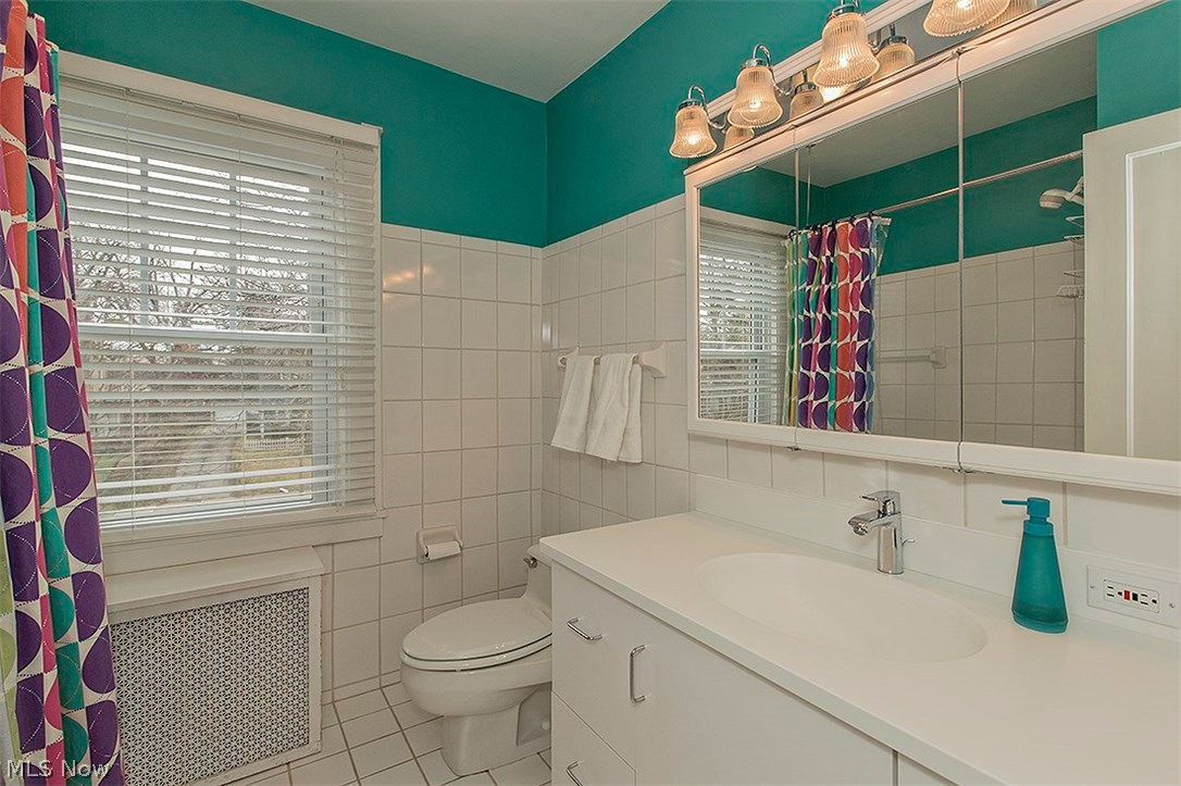 3098 Huntington Road Cleveland, OH 44120 - Photo 23 of 35