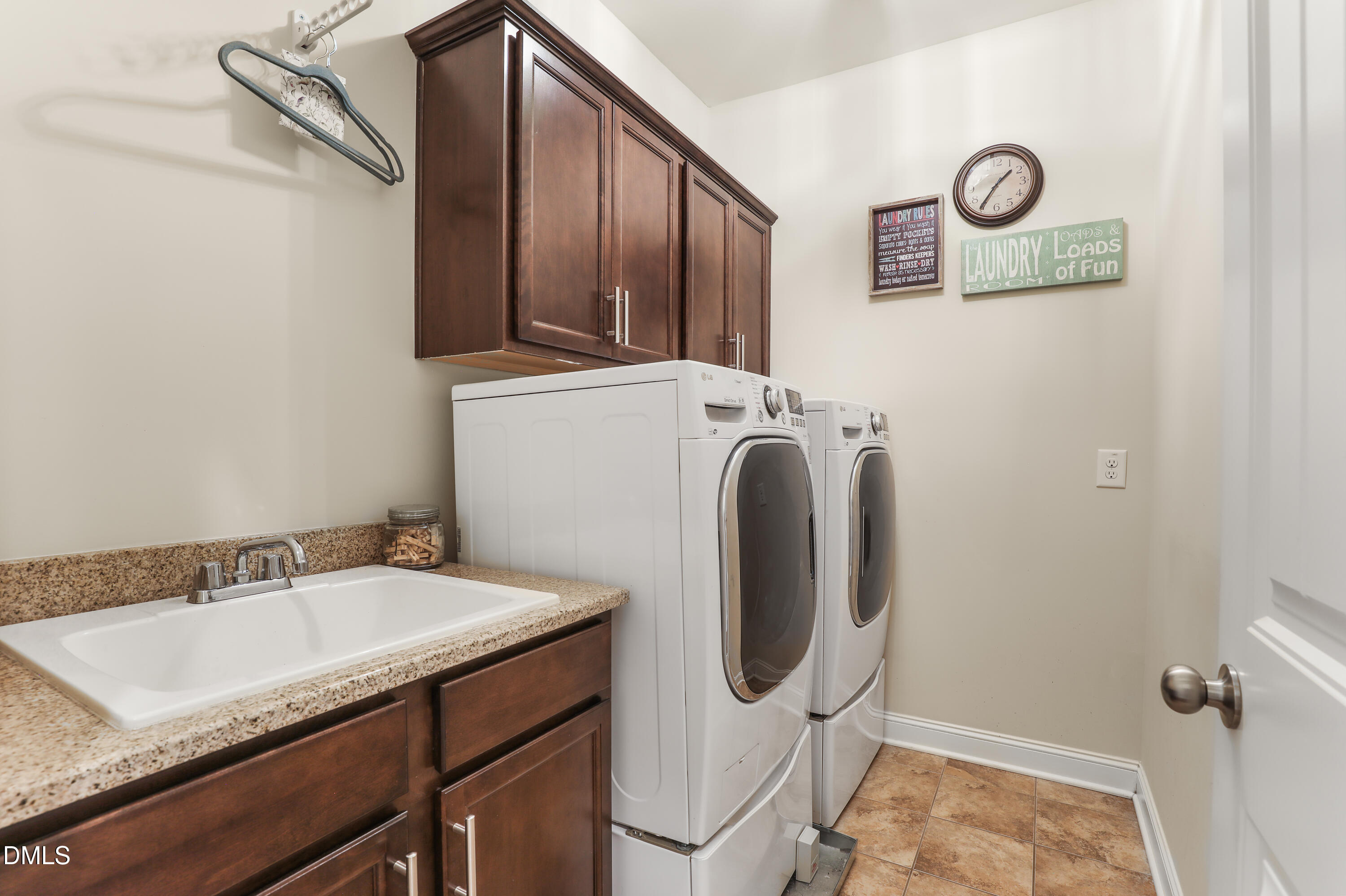 225 Brook Manor Court Cary, NC 27513 - Photo 31 of 41