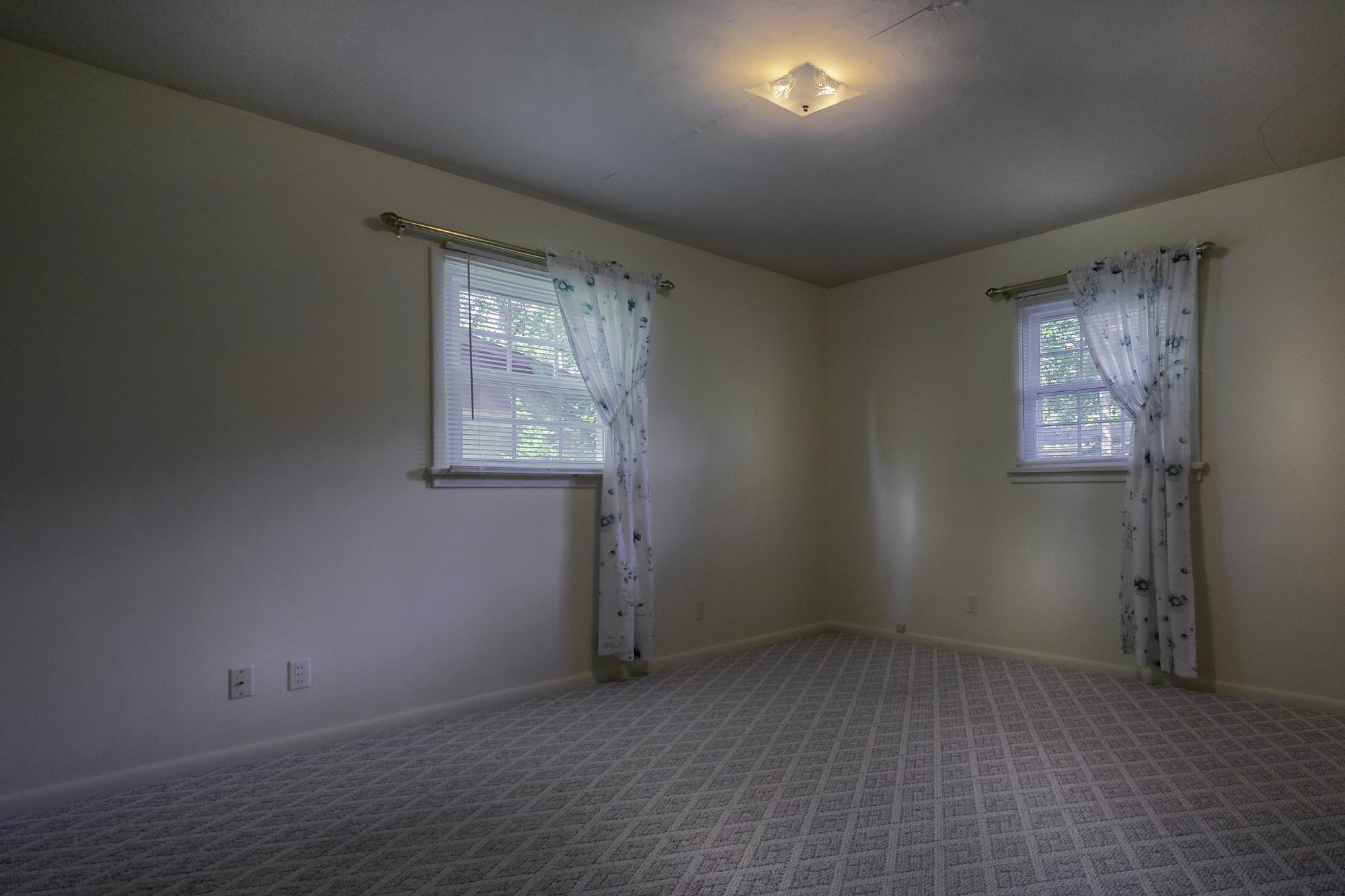 5725 Riviera Drive Fort Wayne, IN 46825 - Photo 21 of 31 Gallery Image 21