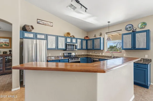 $475,000 | 5860 East Blue Oak Court, Hereford, AZ 85615