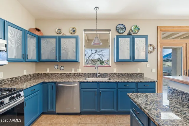 $475,000 | 5860 East Blue Oak Court, Hereford, AZ 85615