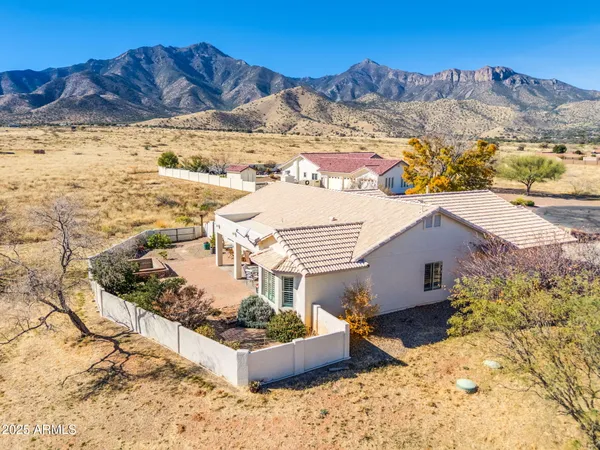 $430,000 | 5860 East Blue Oak Court, Hereford, AZ 85615