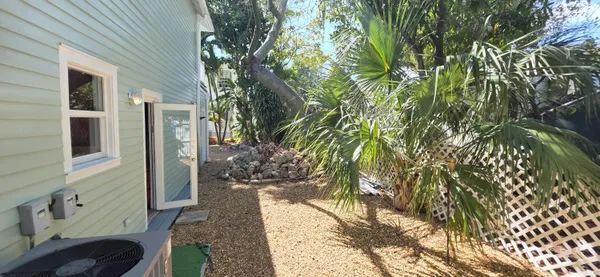 $5,000 | 1213 Truman Avenue, Unit C, Key West, FL 33040