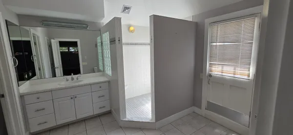 $5,000 | 1213 Truman Avenue, Unit C, Key West, FL 33040