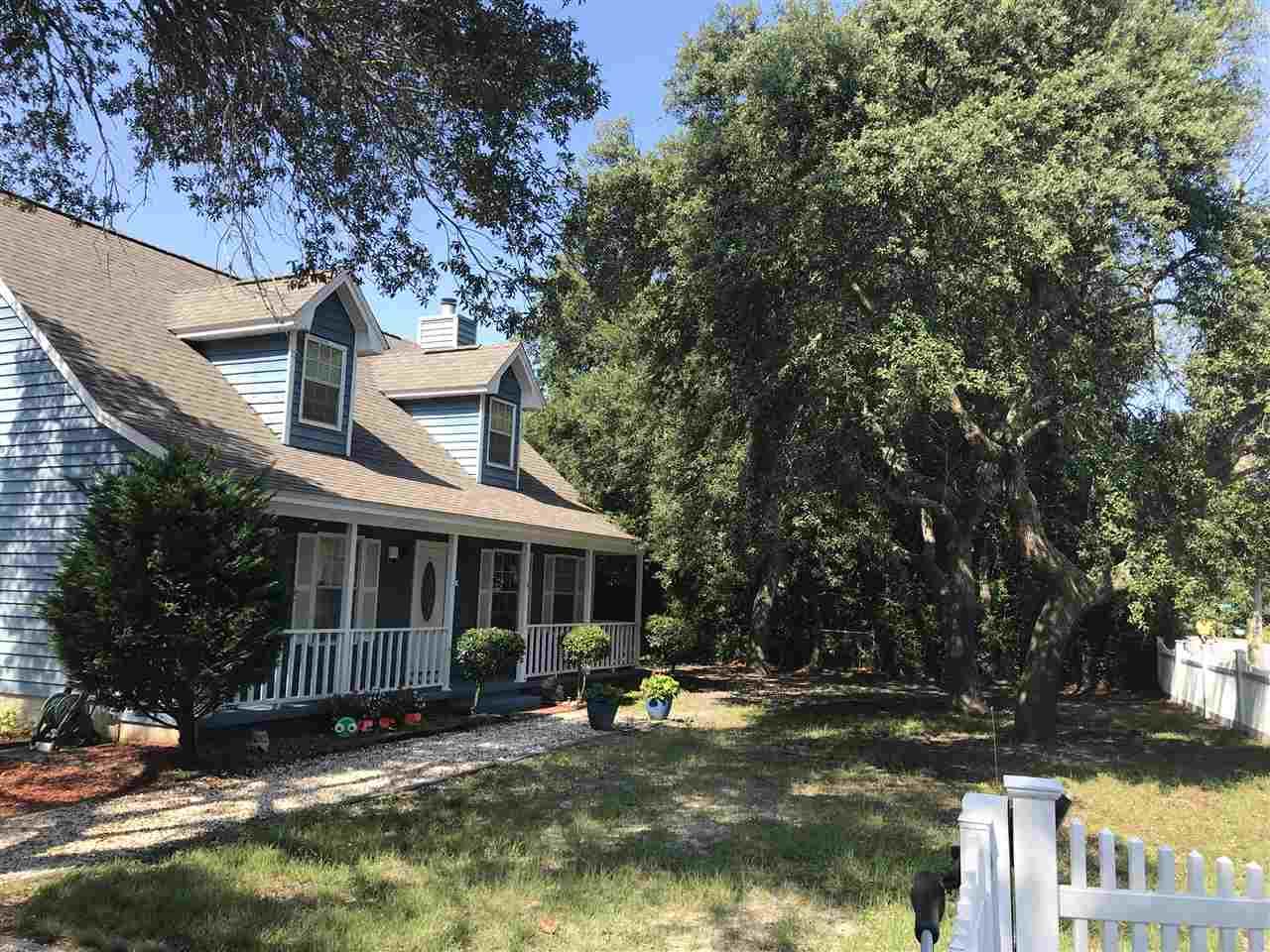 14165 Innerarity Point Road Pensacola, FL 32507 - Photo 2 of 18 Gallery Image 2