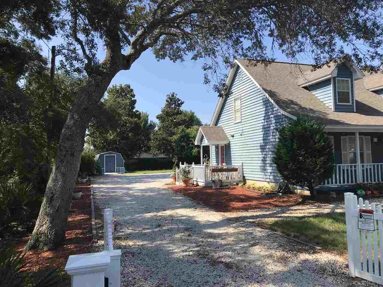 14165 Innerarity Point Road Pensacola, FL 32507 - Photo 3 of 18 Gallery Image 3