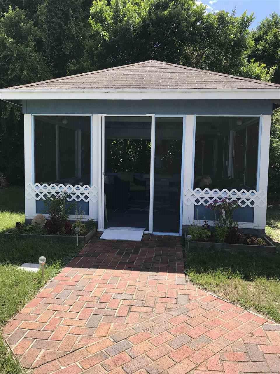 14165 Innerarity Point Road Pensacola, FL 32507 - Photo 7 of 18 Gallery Image 7