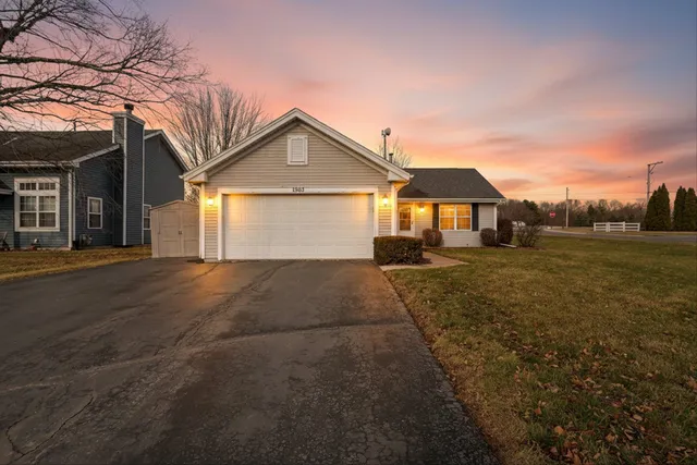 $315,000 | 1903 Silverthorn Drive, Byron, IL 61010