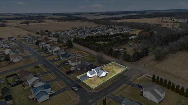 $315,000 | 1903 Silverthorn Drive, Byron, IL 61010