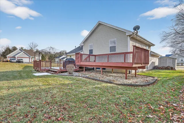 $315,000 | 1903 Silverthorn Drive, Byron, IL 61010